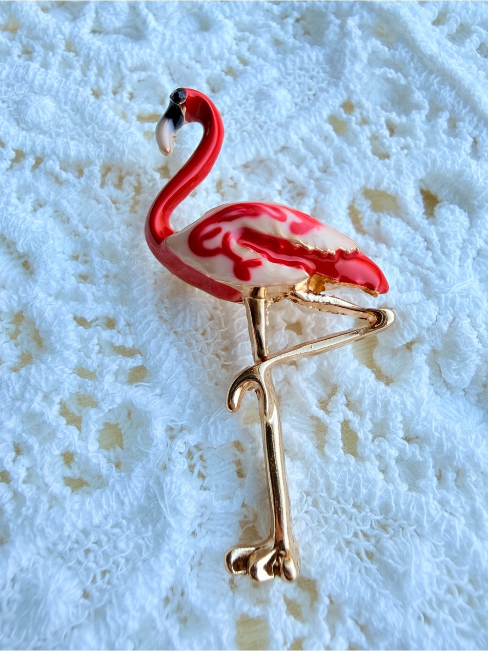 Flamingo Brooch Pin with Red and Cream Enamel - Picture 2 of 6